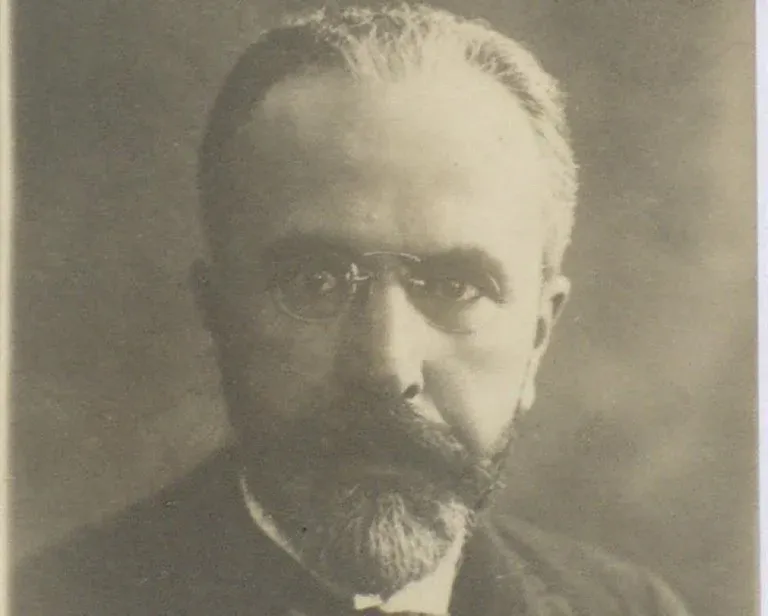 Ahmet Reşit Rey fotoğrafı