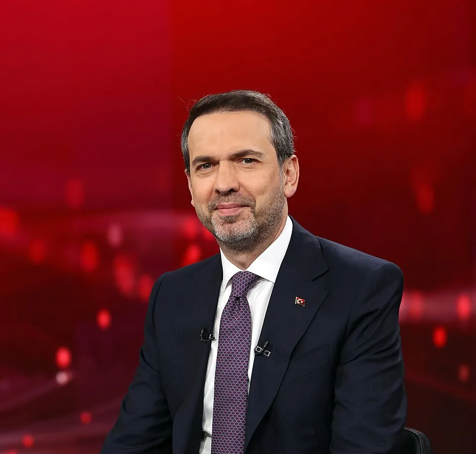 Alparslan Bayraktar fotoğrafı