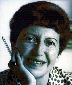 Azra Erhat fotoğrafı