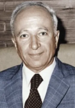 Bülent Ulusu fotoğrafı