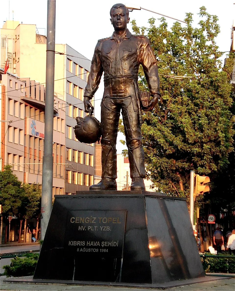 Cengiz Topel fotoğrafı