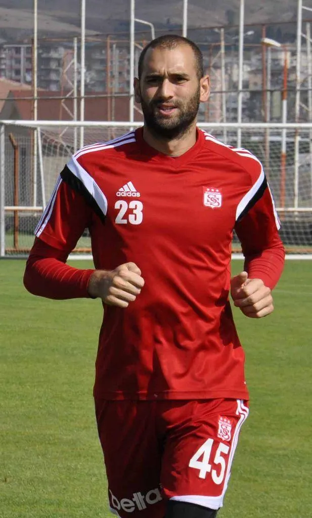 Deniz Öksüz fotoğrafı
