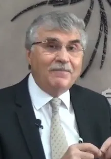 Ekrem Yüce fotoğrafı