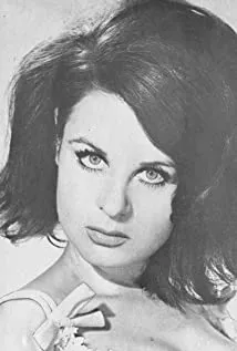 Fatma Girik fotoğrafı