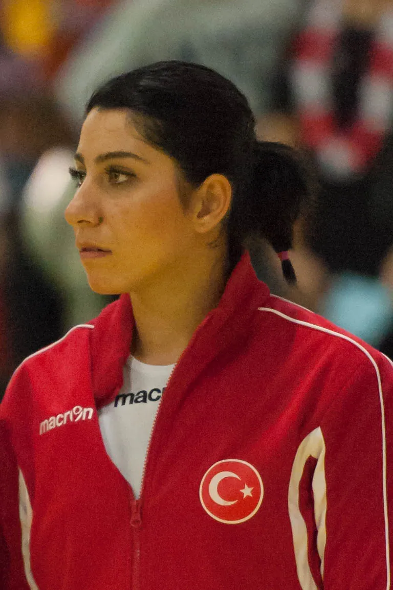 Gülsüm Güleçyüz