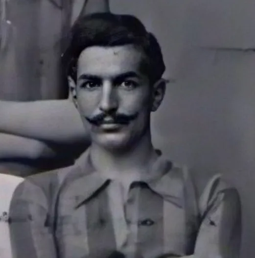 Hüseyin İzzi fotoğrafı