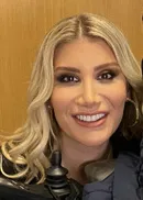 İrem Derici fotoğrafı