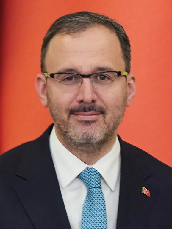 Mehmet Kasapoğlu fotoğrafı