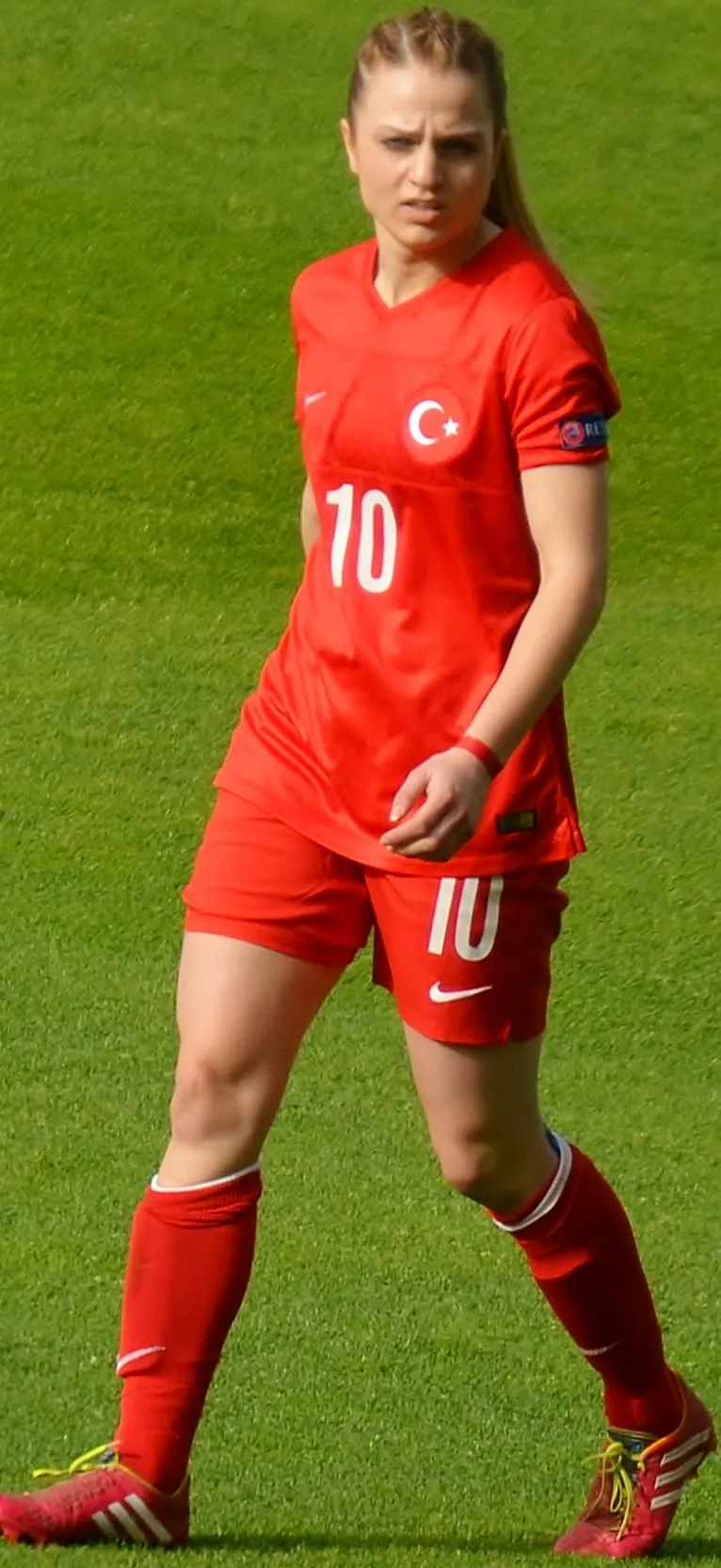 Melike Pekel fotoğrafı