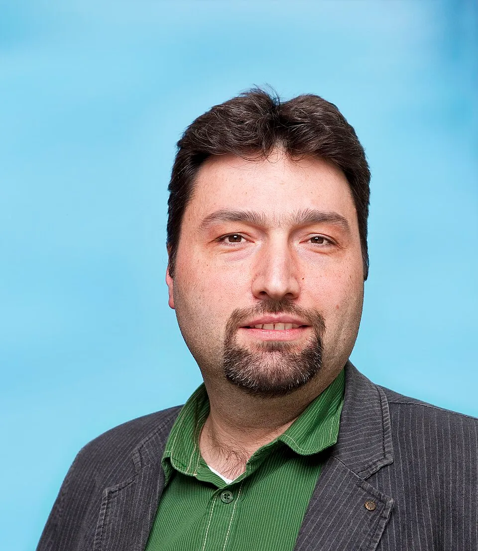 Metin Çelik fotoğrafı