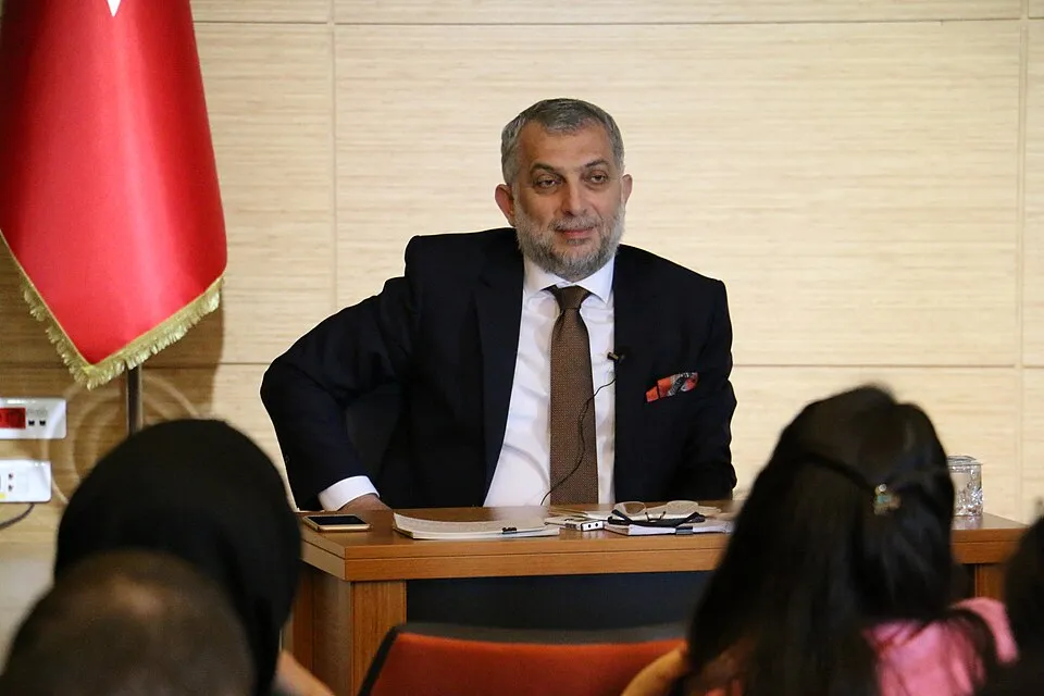 Metin Külünk fotoğrafı