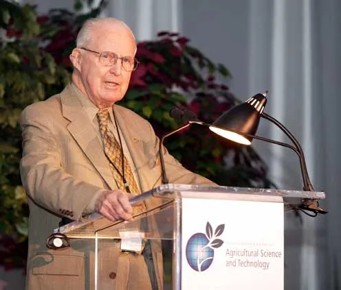 Norman Borlaug fotoğrafı