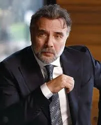 Oktay Kaynarca fotoğrafı