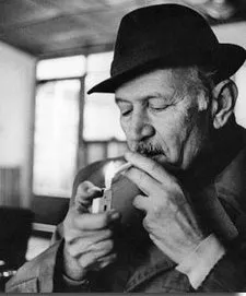 Oktay Rifat fotoğrafı