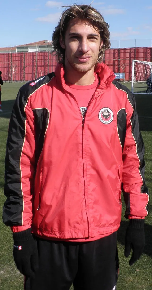 Özgür İleri fotoğrafı
