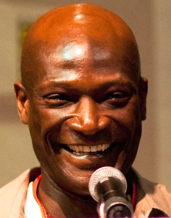 Peter Mensah fotoğrafı