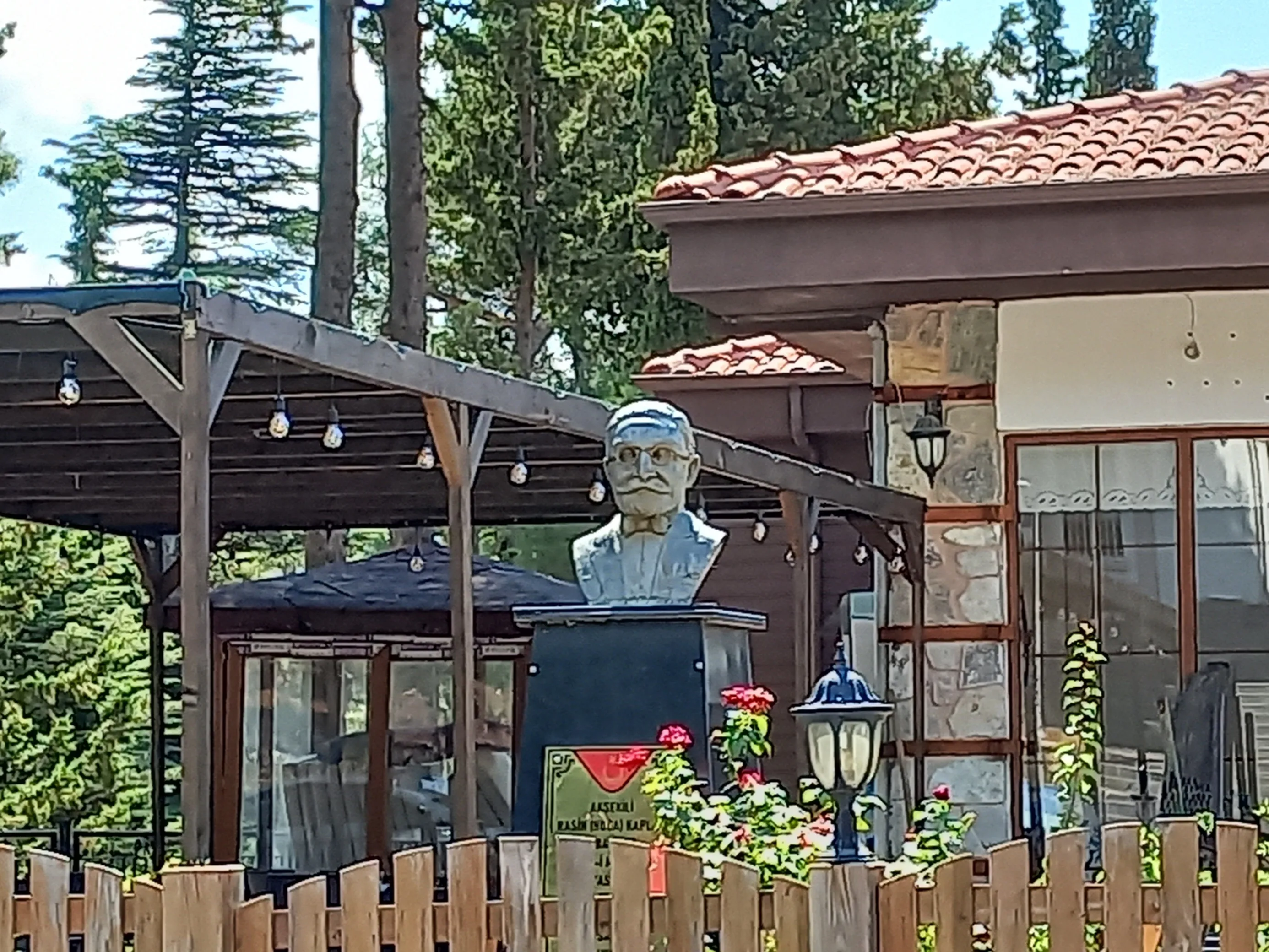 Rasih Kaplan fotoğrafı