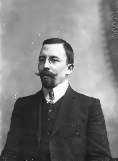 Sadri Maksudi Arsal fotoğrafı