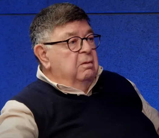 Şahin Alpay fotoğrafı