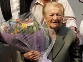 Semahat Özdenses fotoğrafı