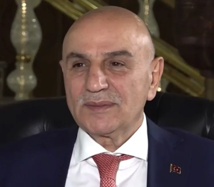 Turgut Altınok fotoğrafı