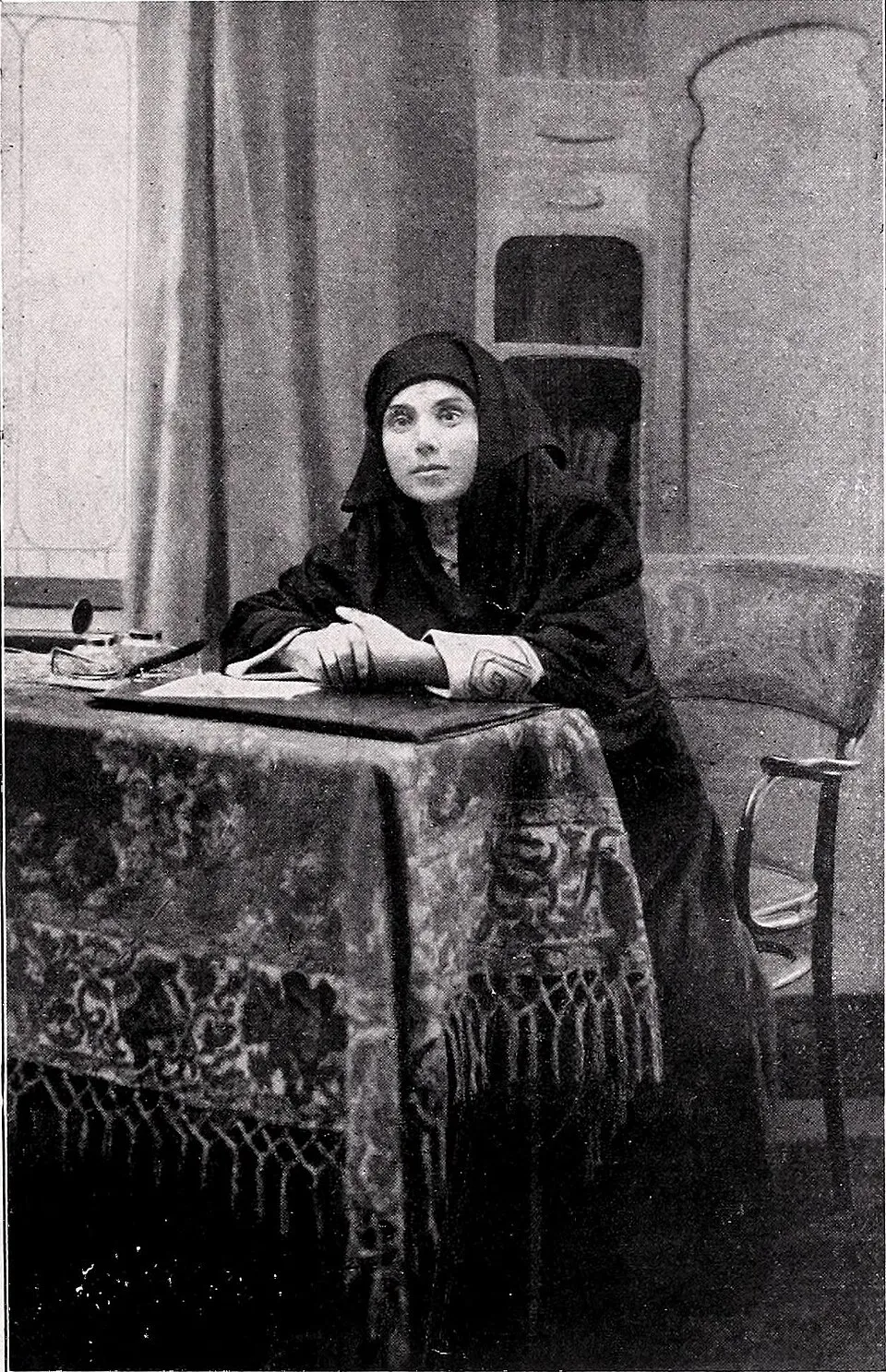 Yaşar Nezihe fotoğrafı