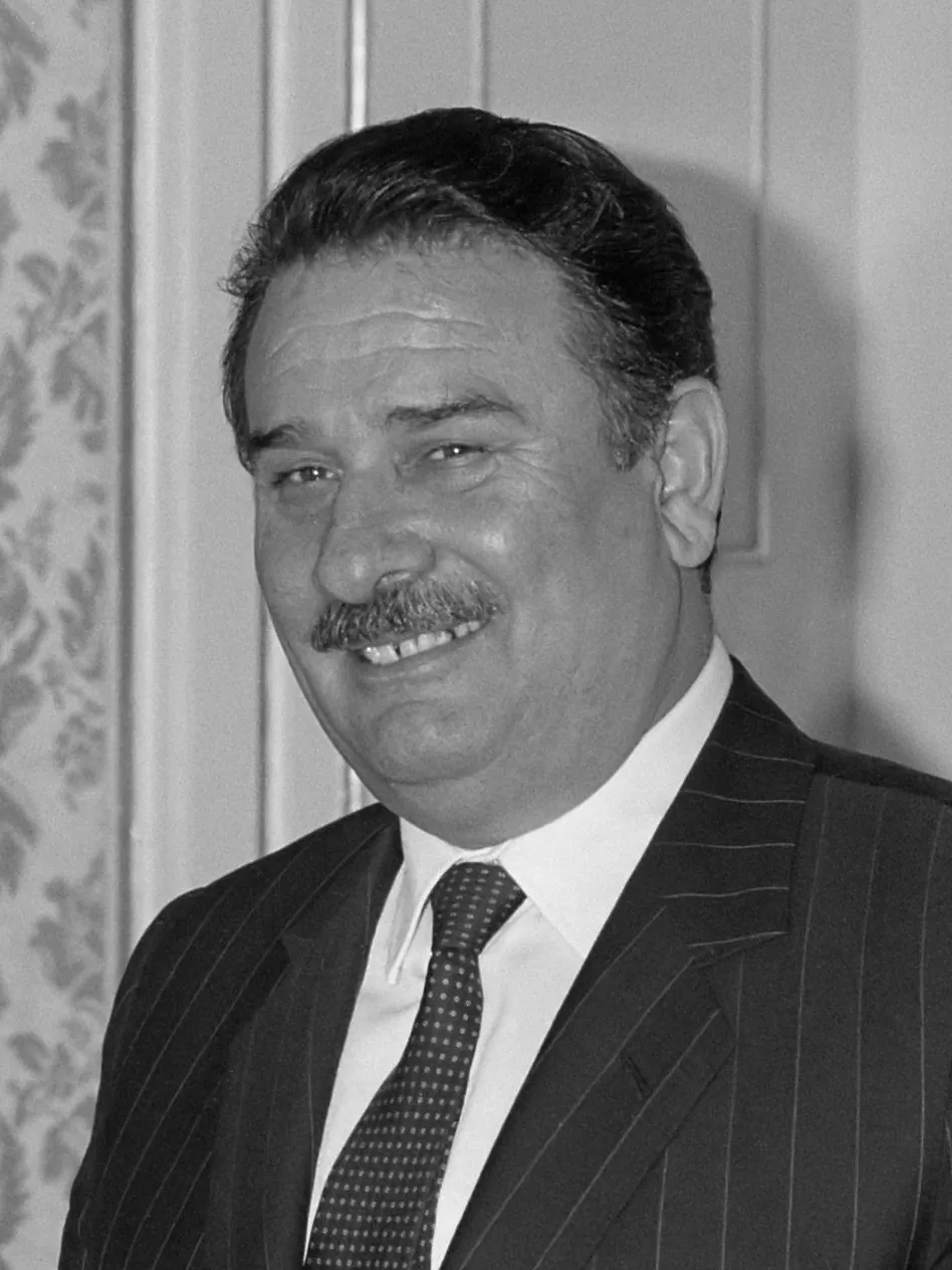 Yıldırım Akbulut fotoğrafı