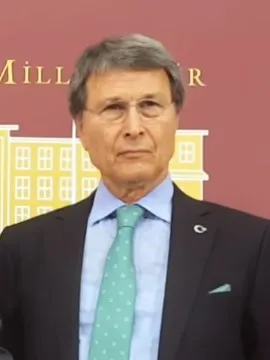 Yusuf Halaçoğlu fotoğrafı