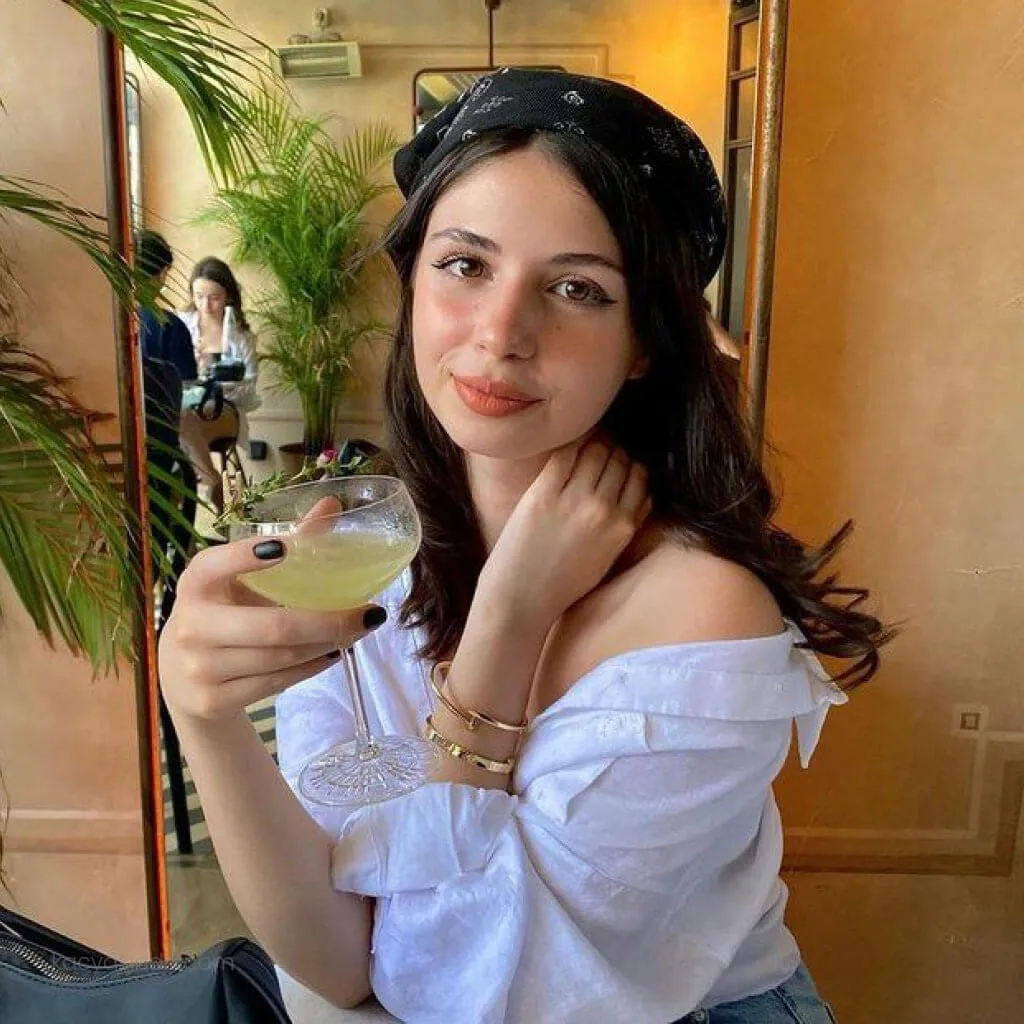 Zeynep Atılgan fotoğrafı