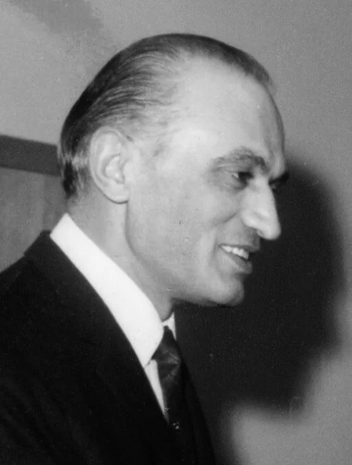 Ziya Müezzinoğlu fotoğrafı