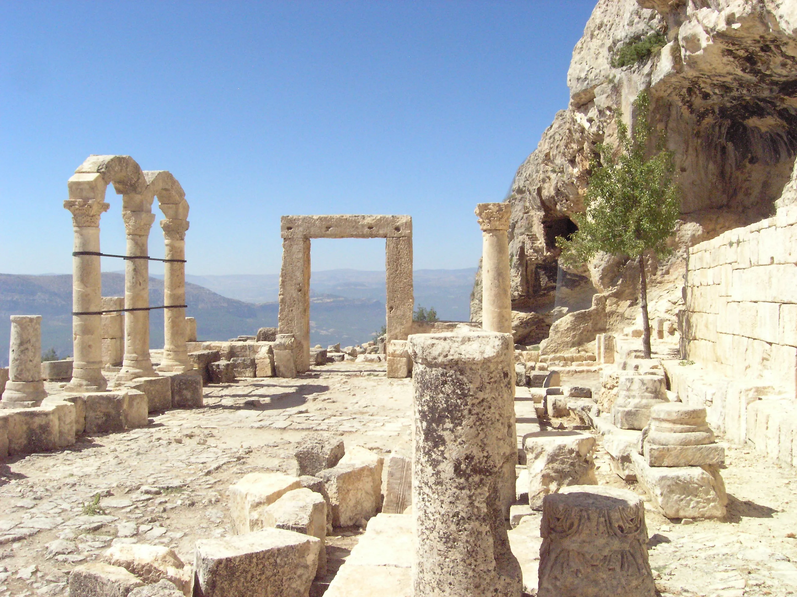 Alahan'daki Batı Kilise