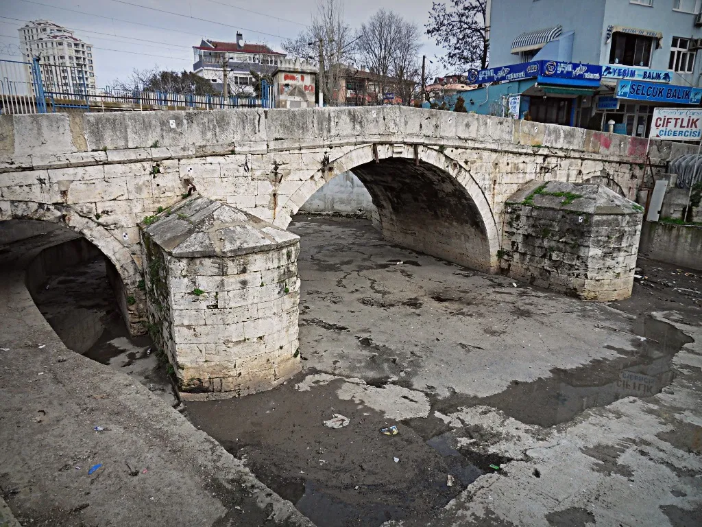 Bostancıbaşı Köprüsü