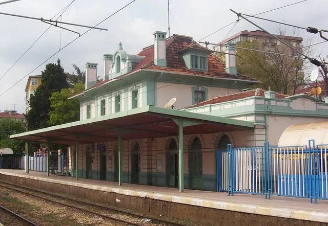 Bostancı Tren İstasyonu