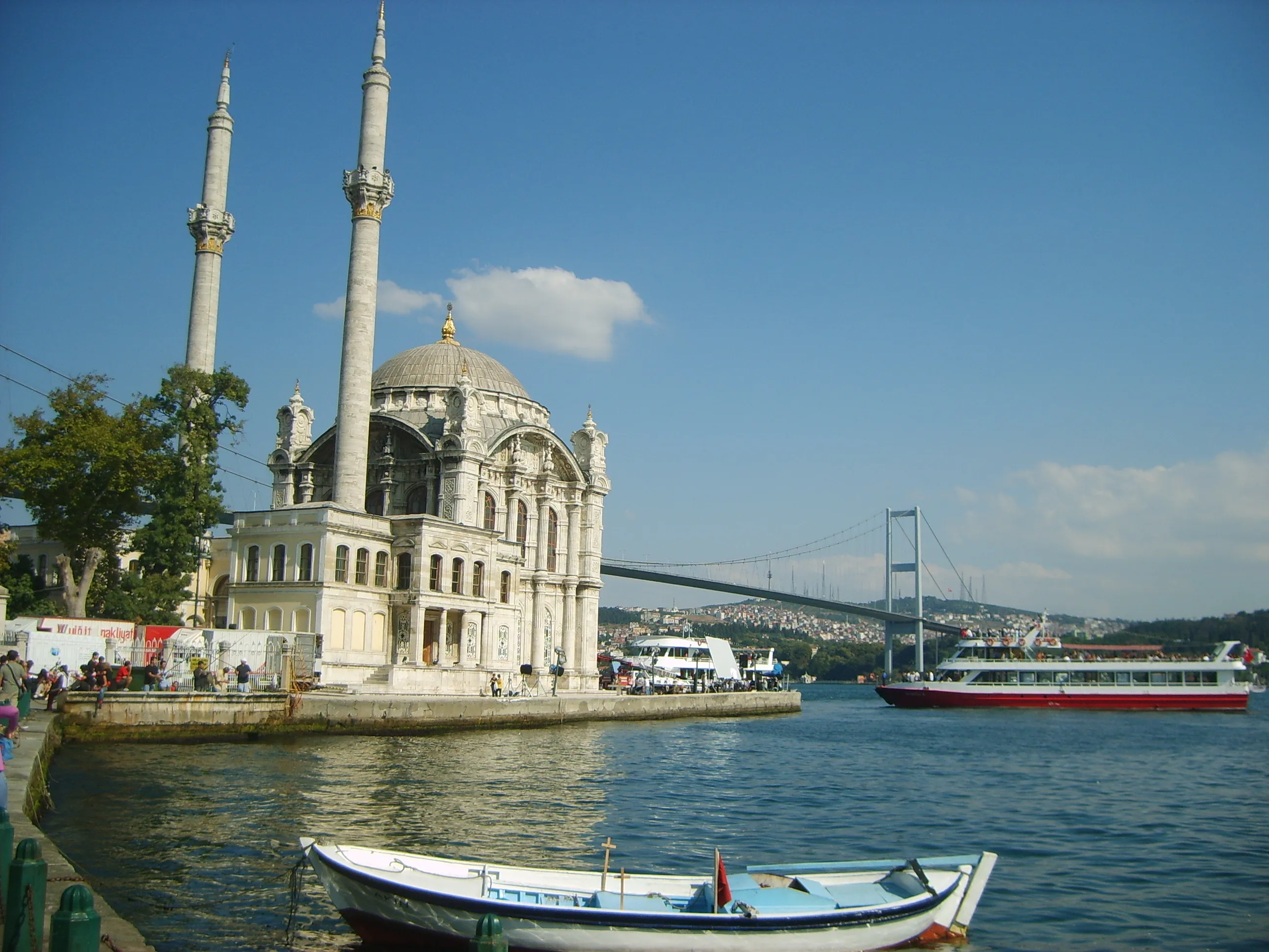 Büyük Mecidiye Camii (dış)