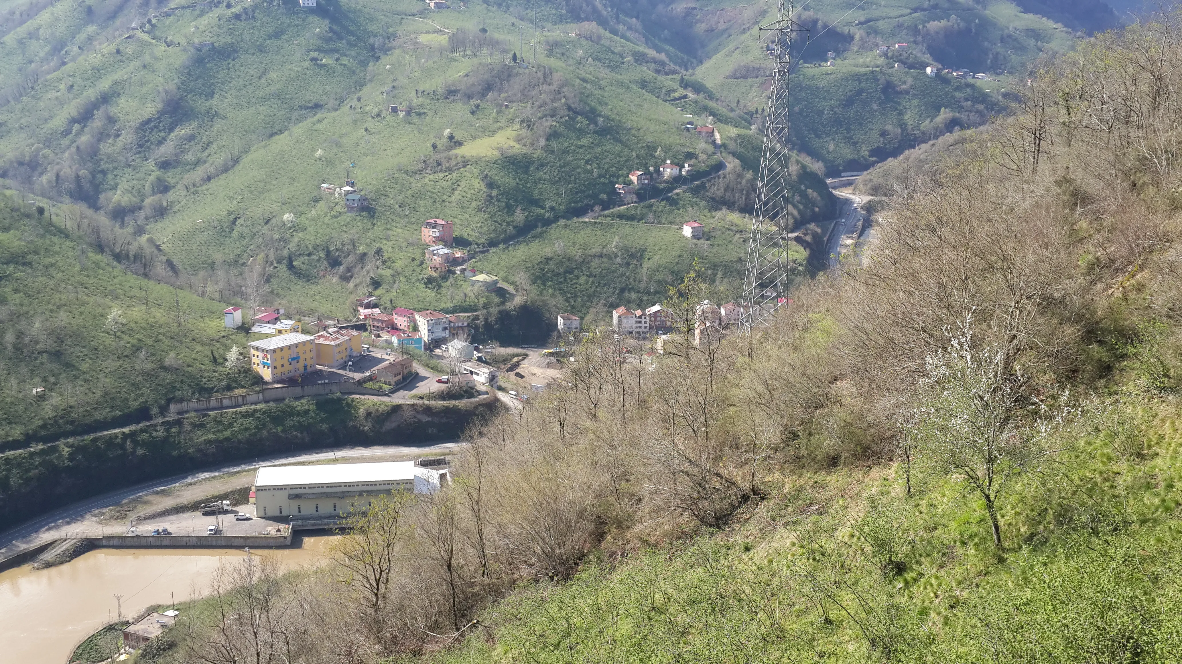Çalca Köyü, Köy Merkezi