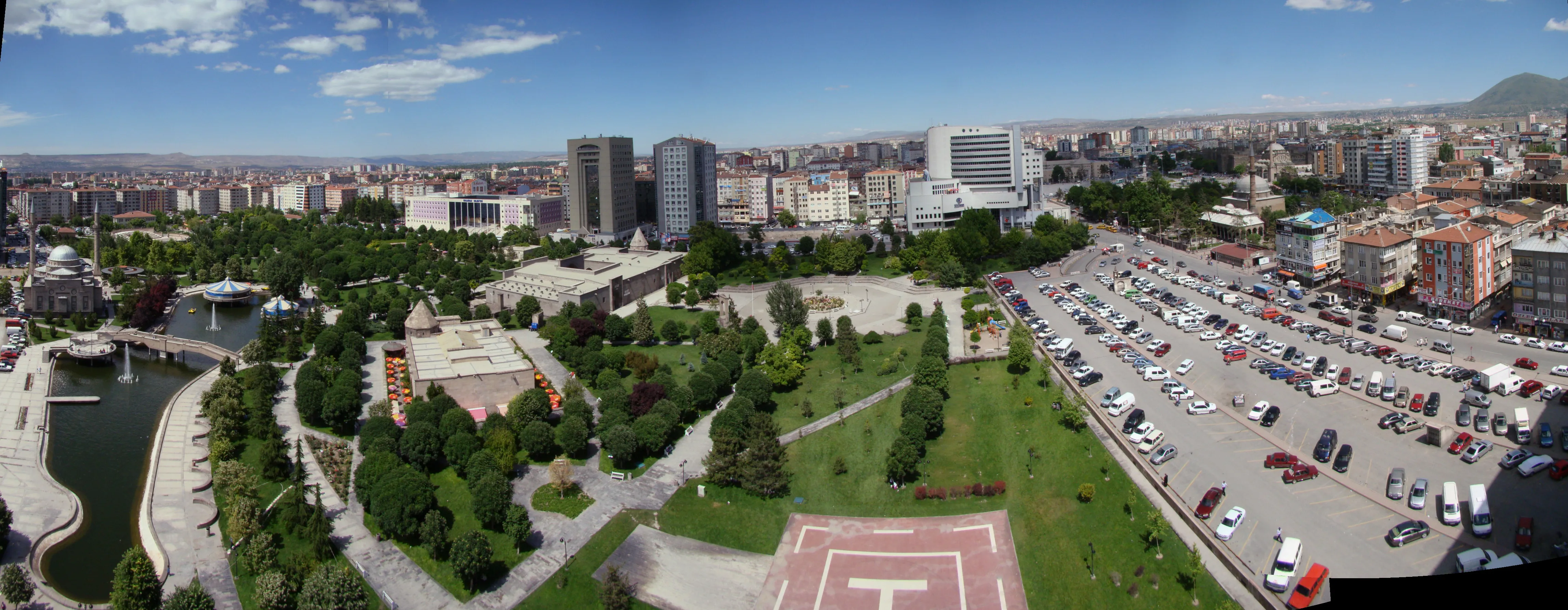Cumhuriyet Meydanı panorama
