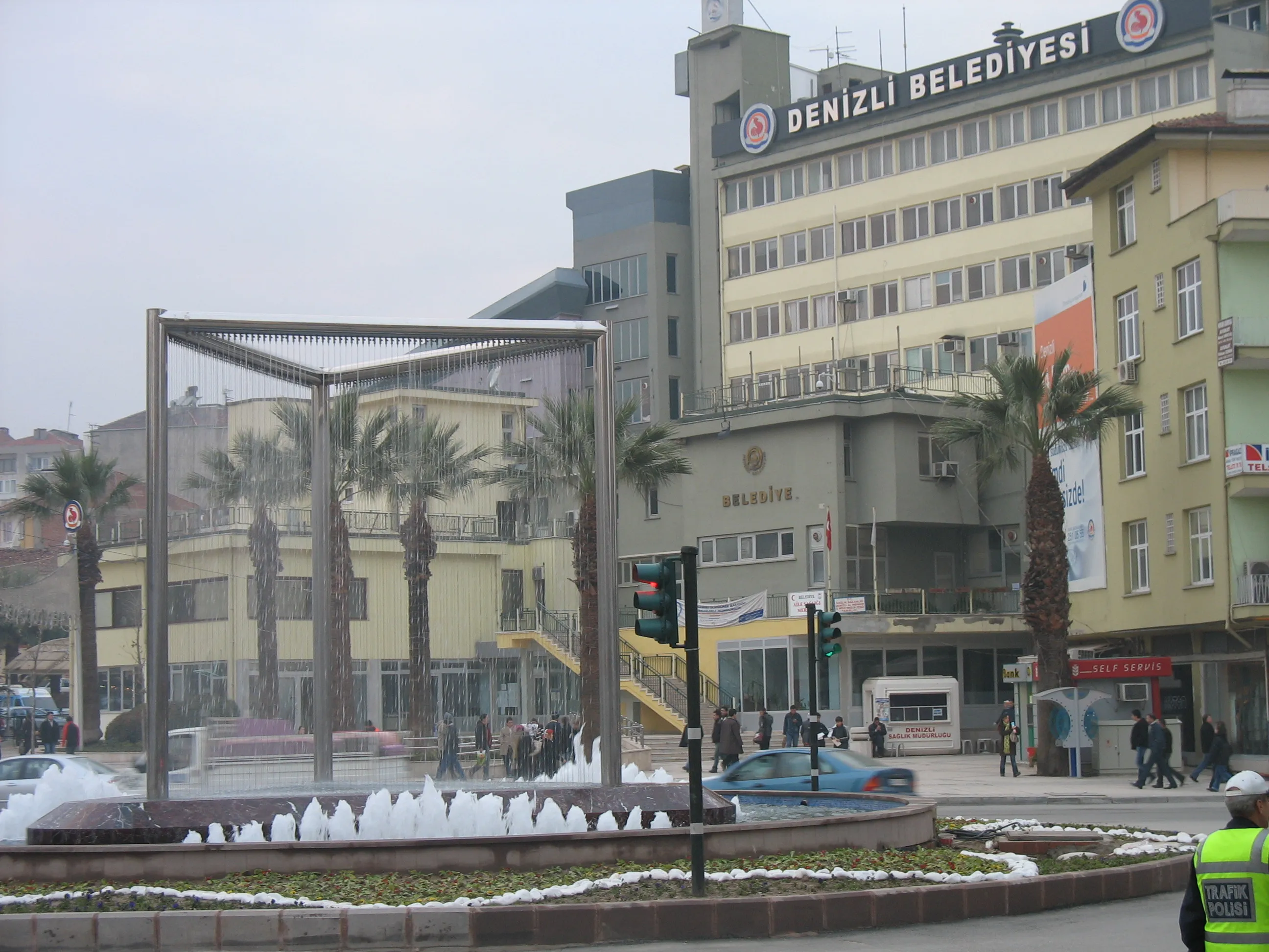2007 yılından eski Delikliçınar Meydanı