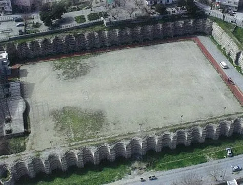 {{{açıklama}}}