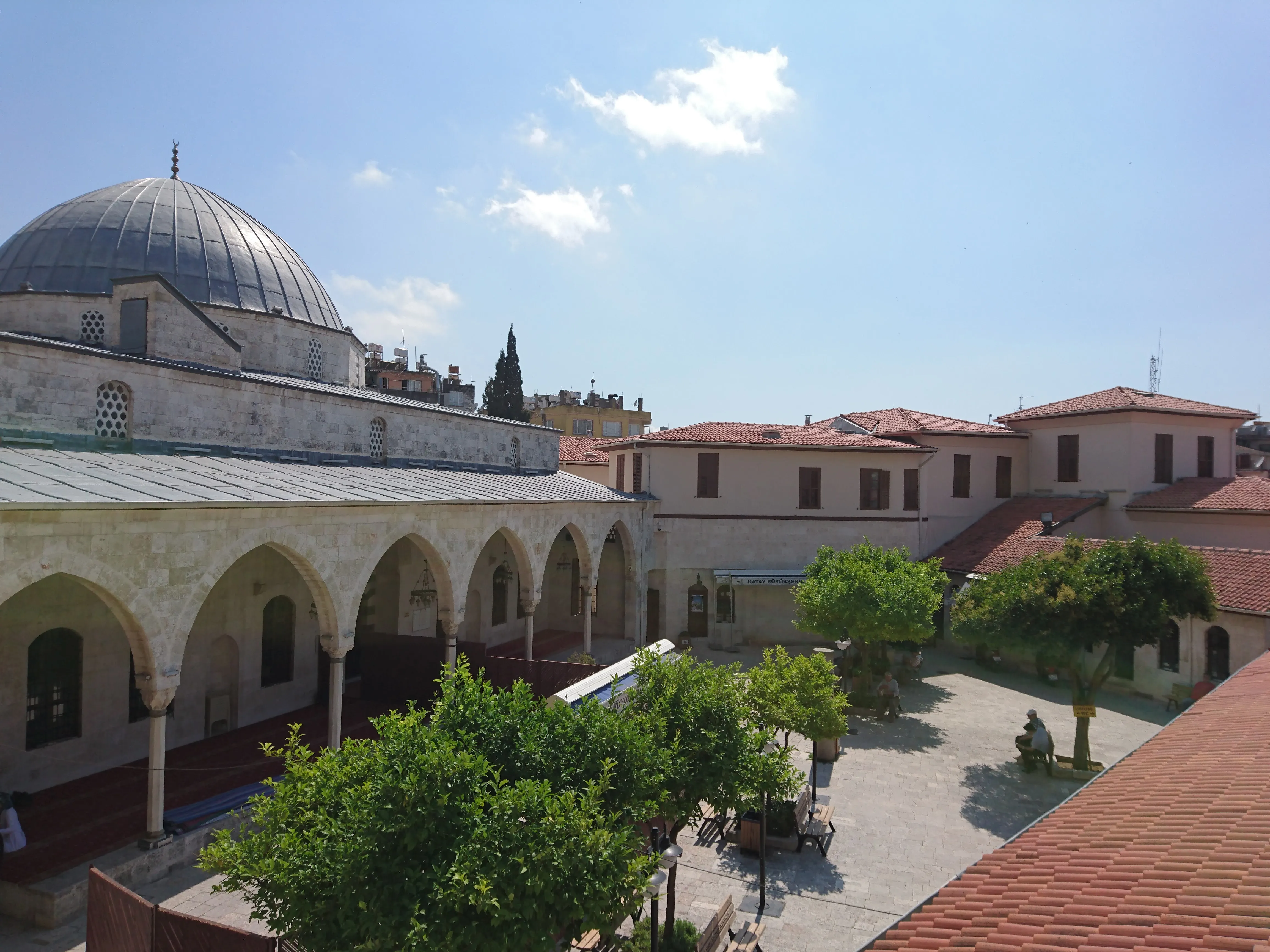 Avlu, 2011
