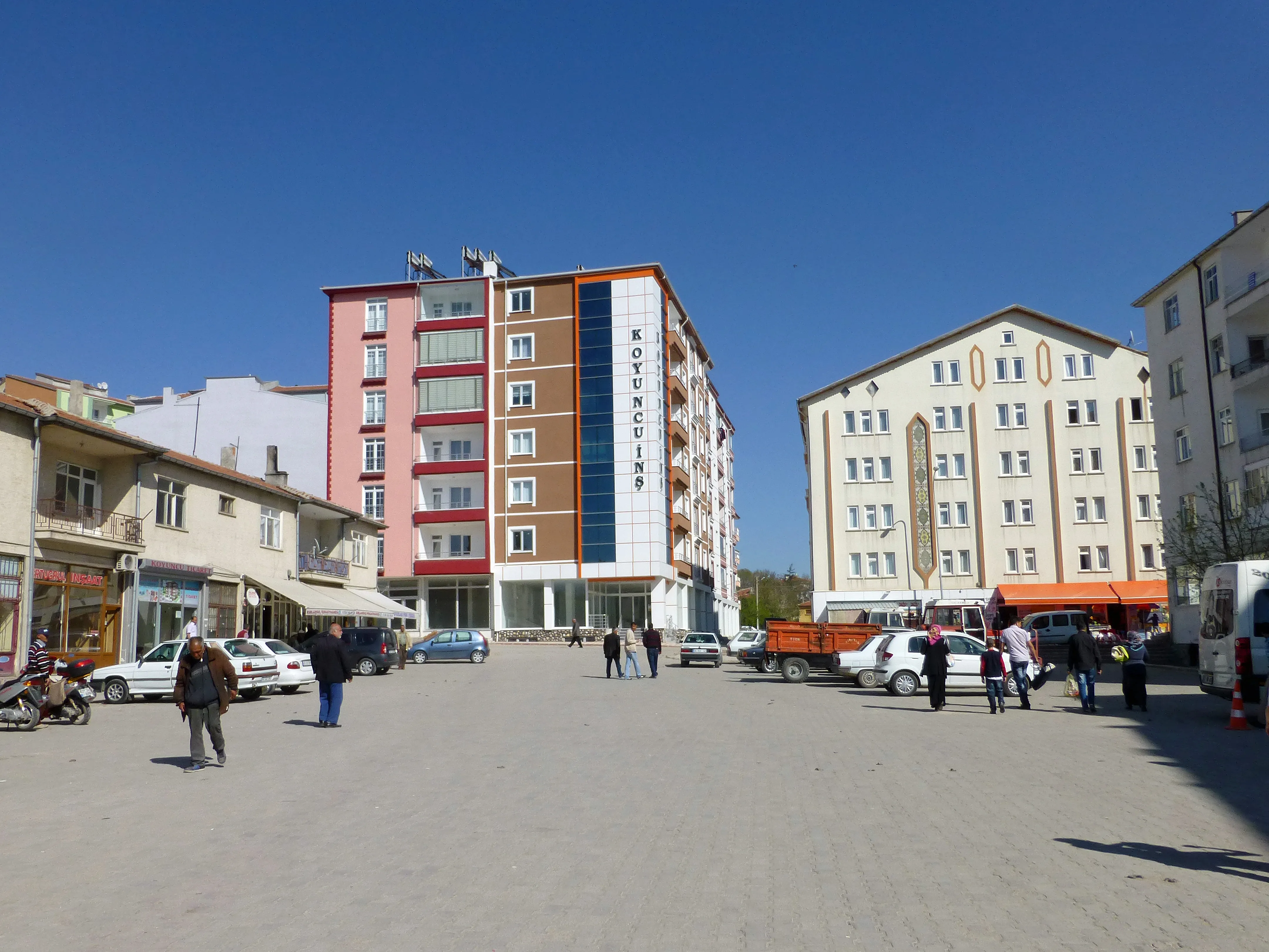 İlçe merkezinden bir görünüm