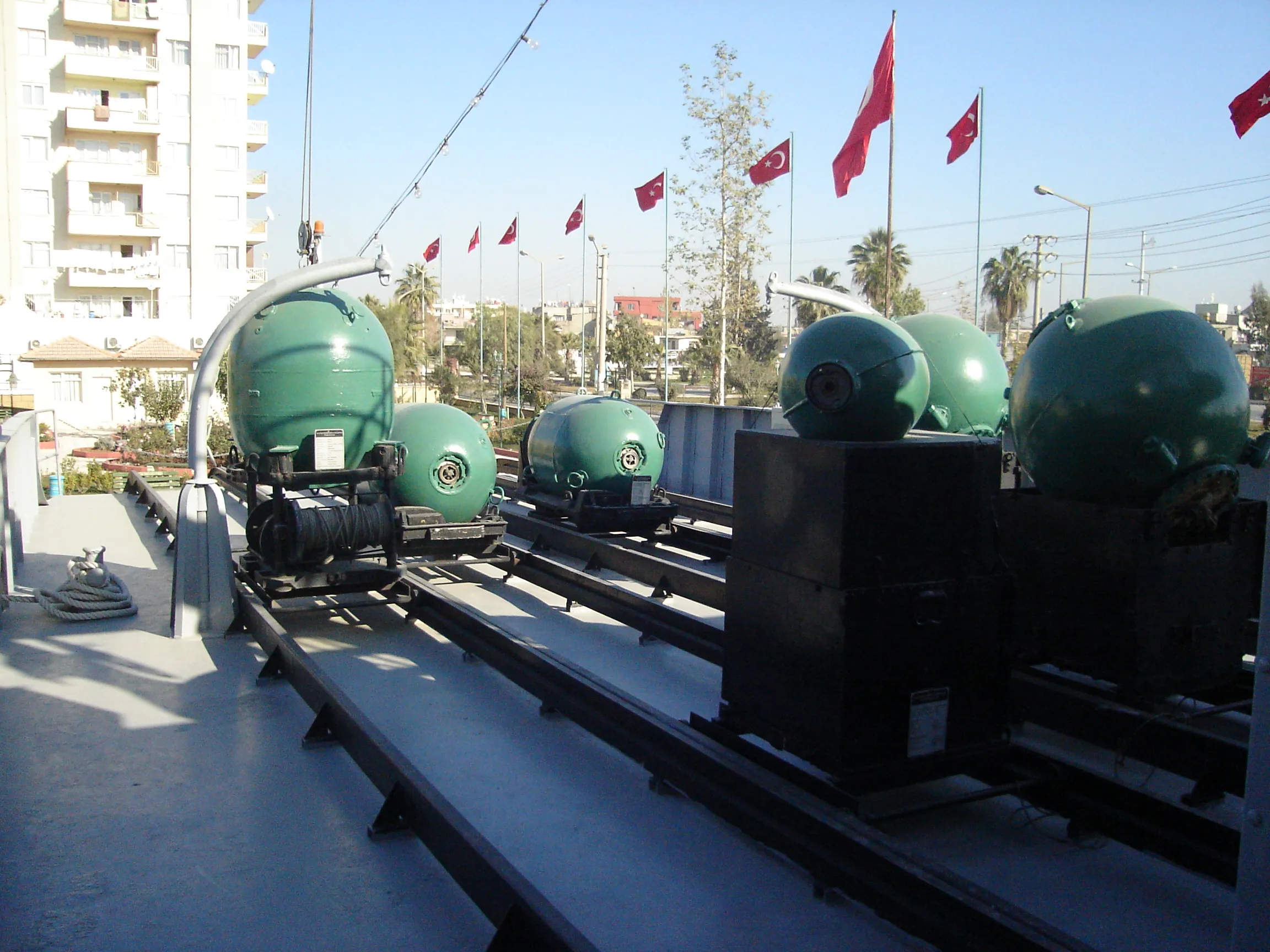 Geminin arkasında mayınlama bölümü
