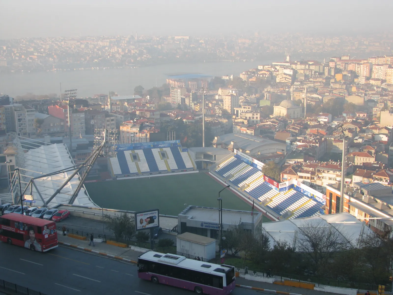 Stadyumun dıştan görünümü