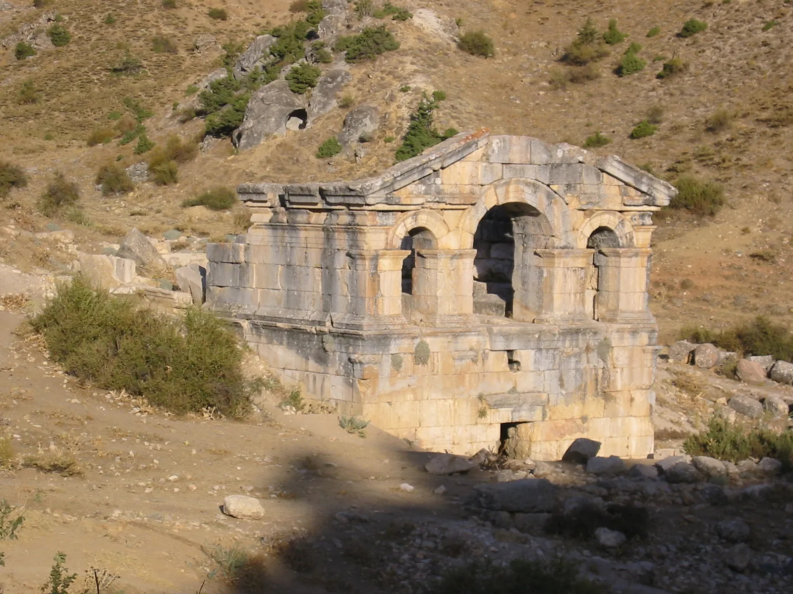 {{{açıklama}}}