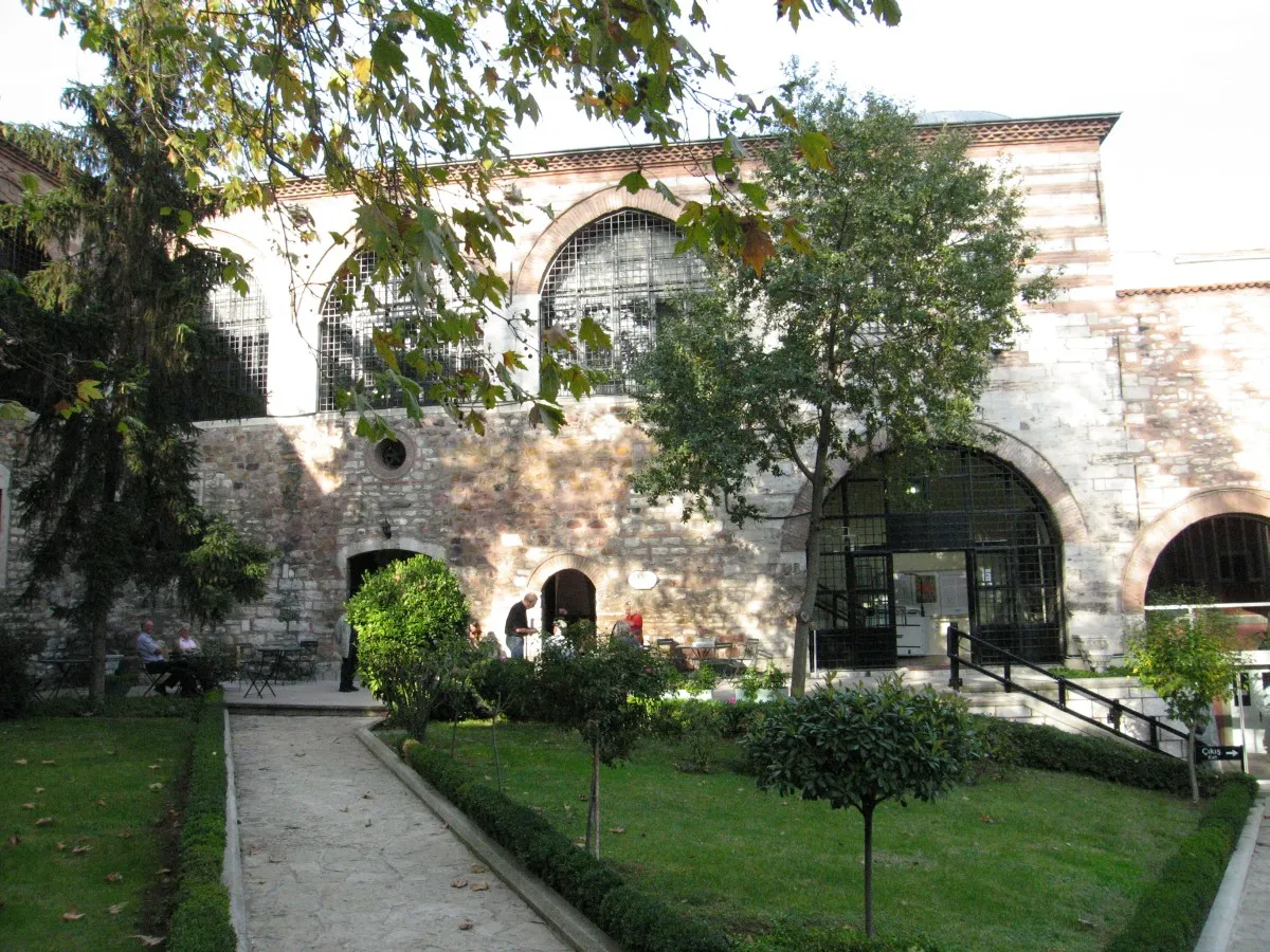 Müzenin iç avlusu