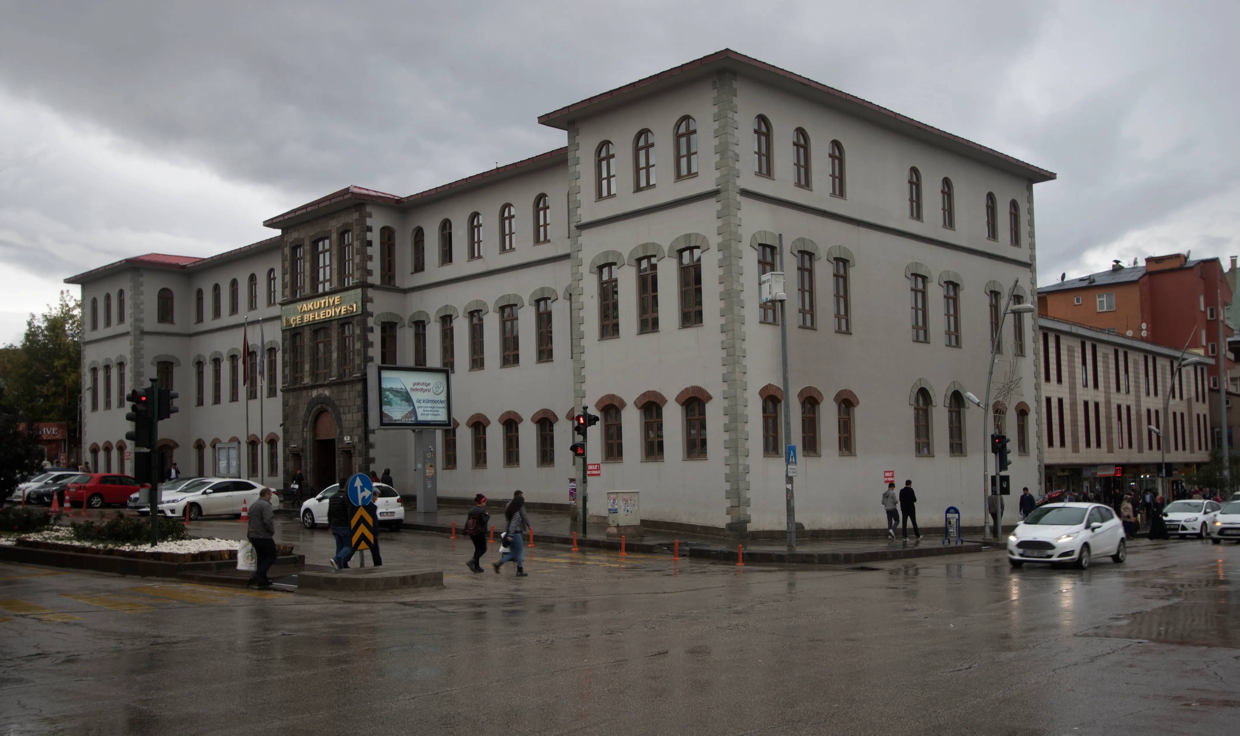 Yakutiye belediye binası