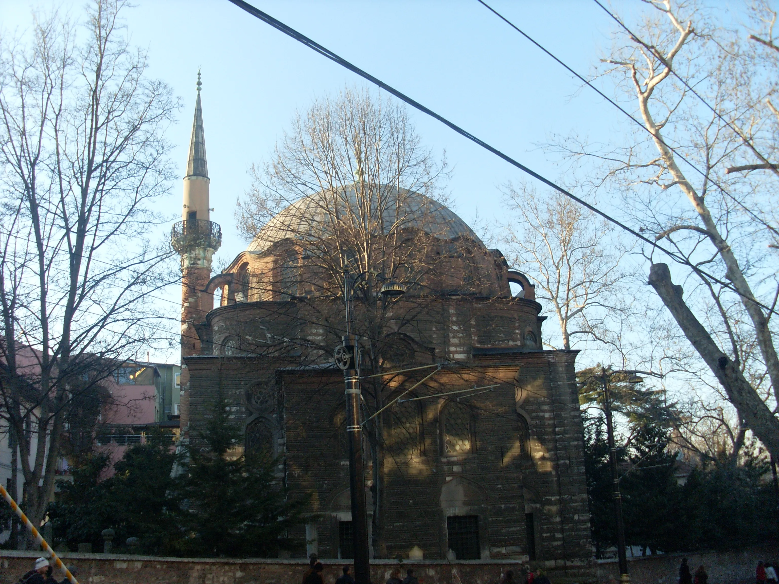 Camiinin Alemdar Caddesinden görünümü (Mart 2013)